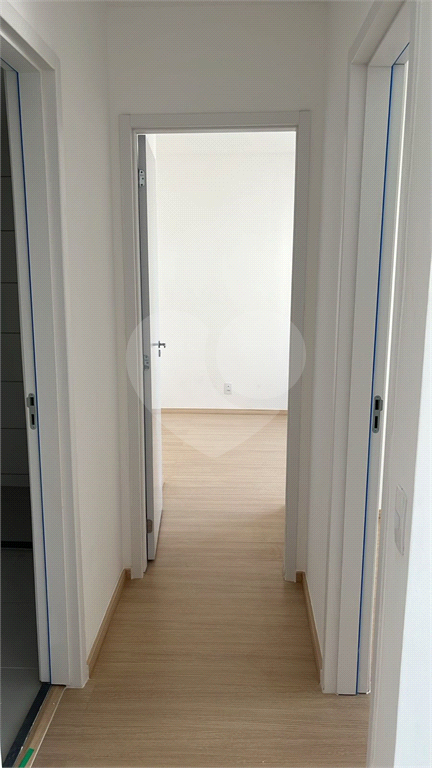 Apartamento à venda com 2 quartos, 49m² - Foto 2