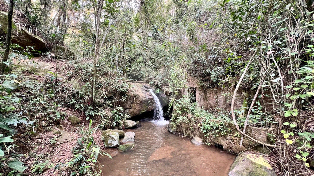Sitio na Serra da Cantareira Oportunidade de investimento Já foi um pesqueiro Opção negócio rural!