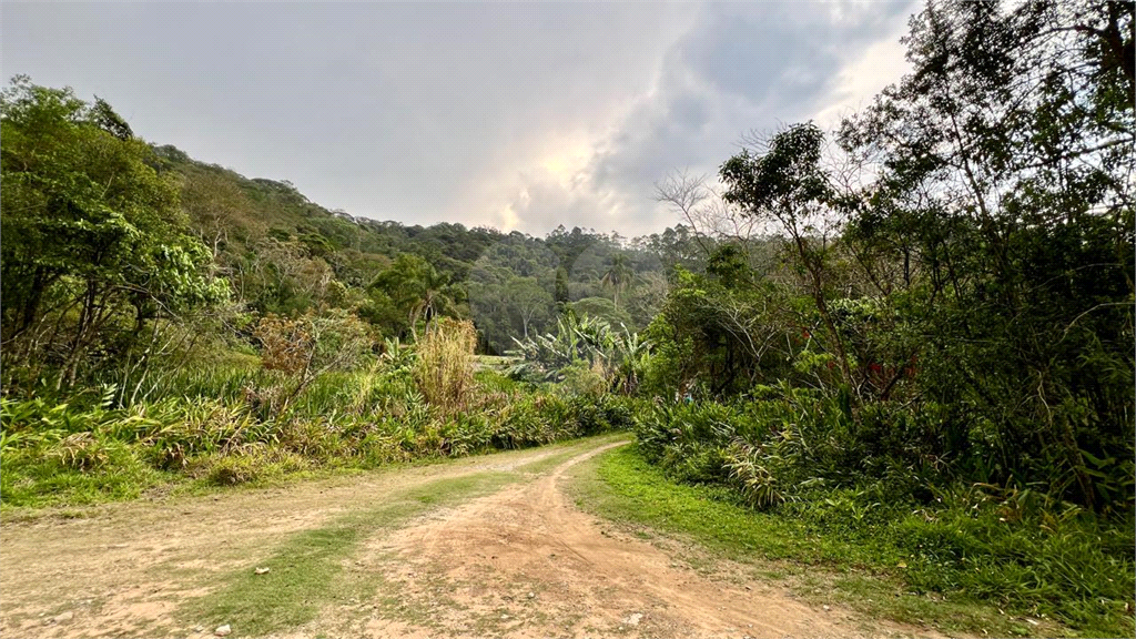Sitio na Serra da Cantareira Oportunidade de investimento Já foi um pesqueiro Opção negócio rural!