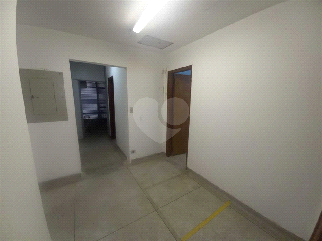 Casa à venda e aluguel com 8 quartos, 344m² - Foto 38