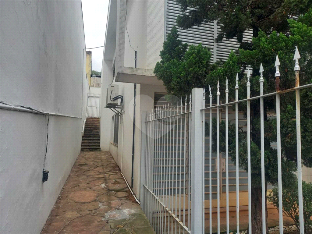Casa à venda e aluguel com 8 quartos, 344m² - Foto 51