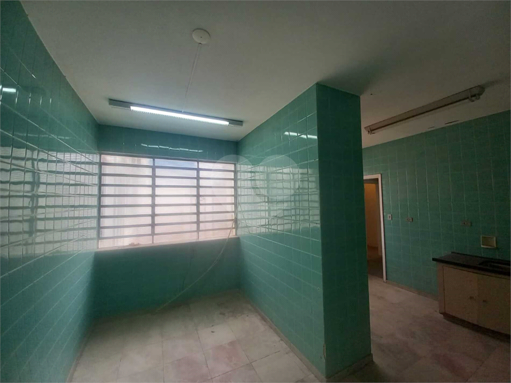 Casa à venda e aluguel com 8 quartos, 344m² - Foto 39