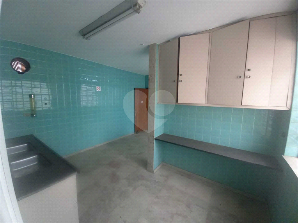 Casa à venda e aluguel com 8 quartos, 344m² - Foto 52