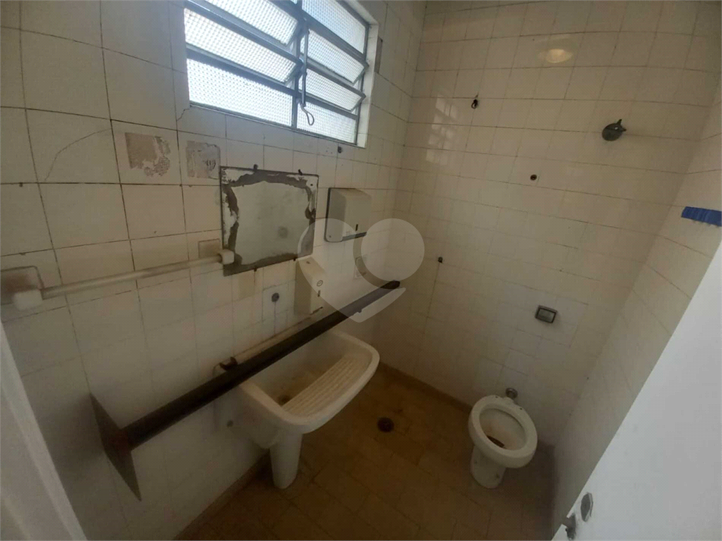 Casa à venda e aluguel com 8 quartos, 344m² - Foto 45
