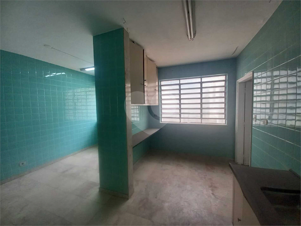 Casa à venda e aluguel com 8 quartos, 344m² - Foto 43