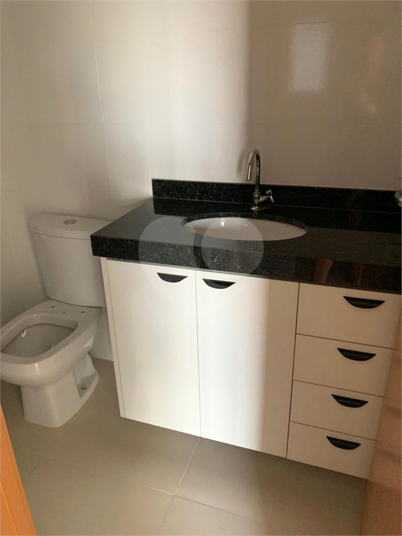 Apartamento para alugar com 2 quartos, 98m² - Foto 6