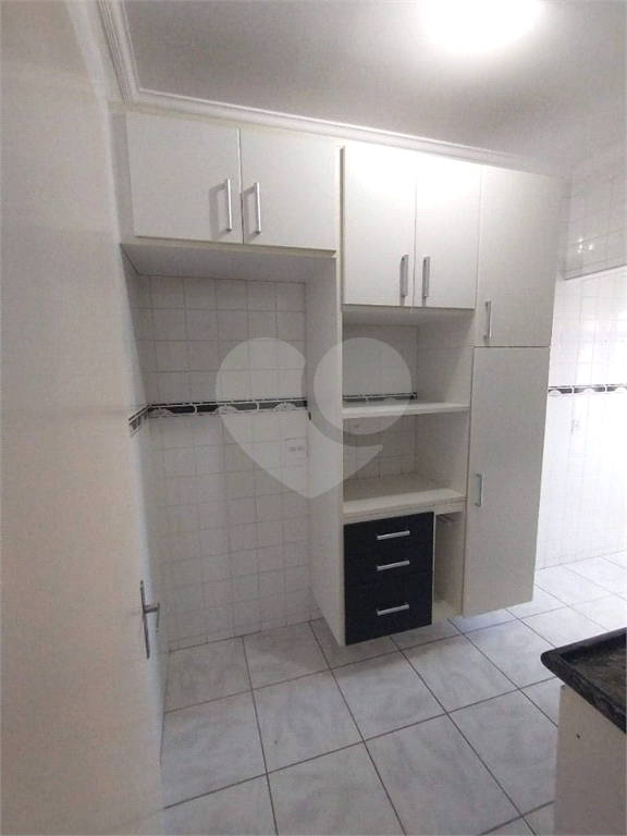 Apartamento à venda com 2 quartos, 56m² - Foto 11