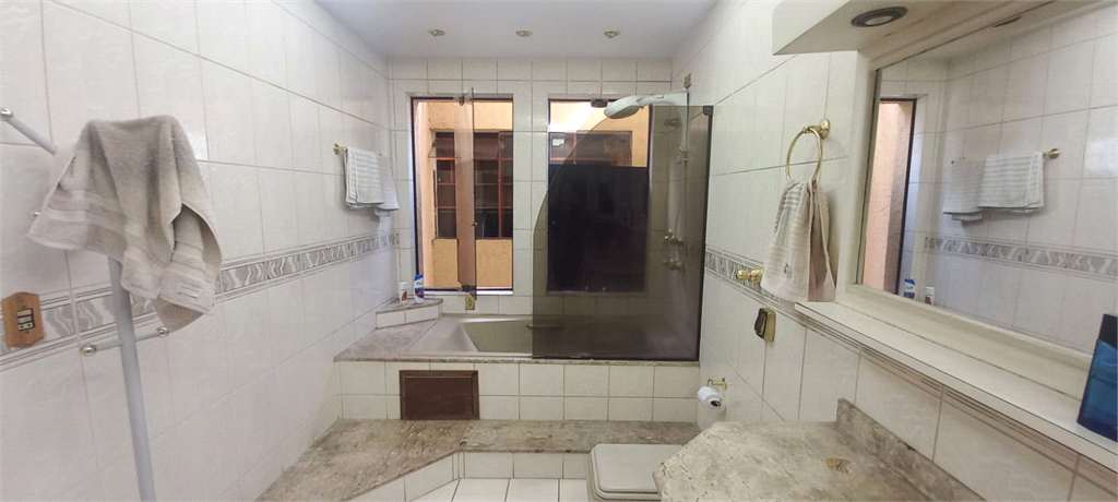 Casa à venda com 4 quartos, 355m² - Foto 19