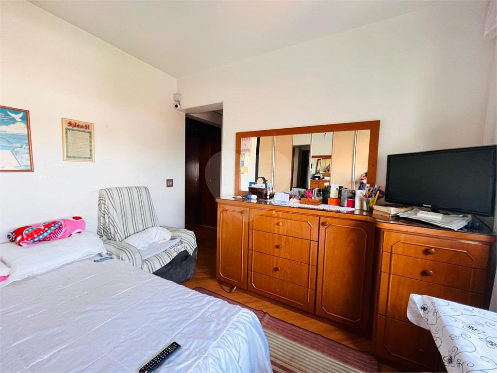 APARTAMENTO em SANTANA