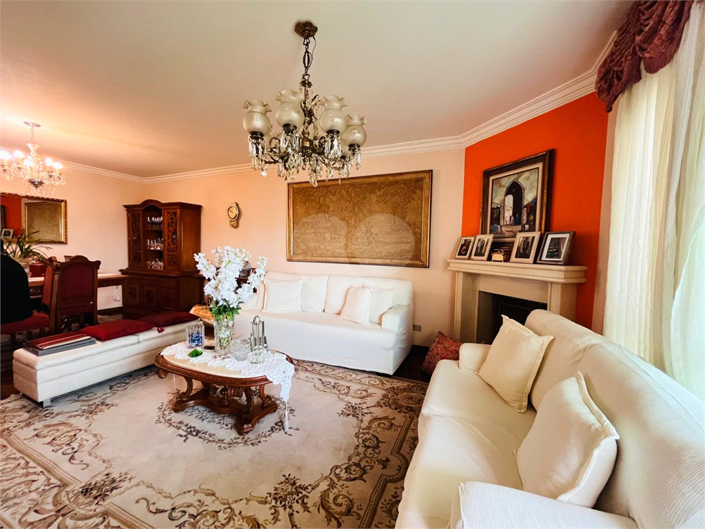 APARTAMENTO em SANTANA