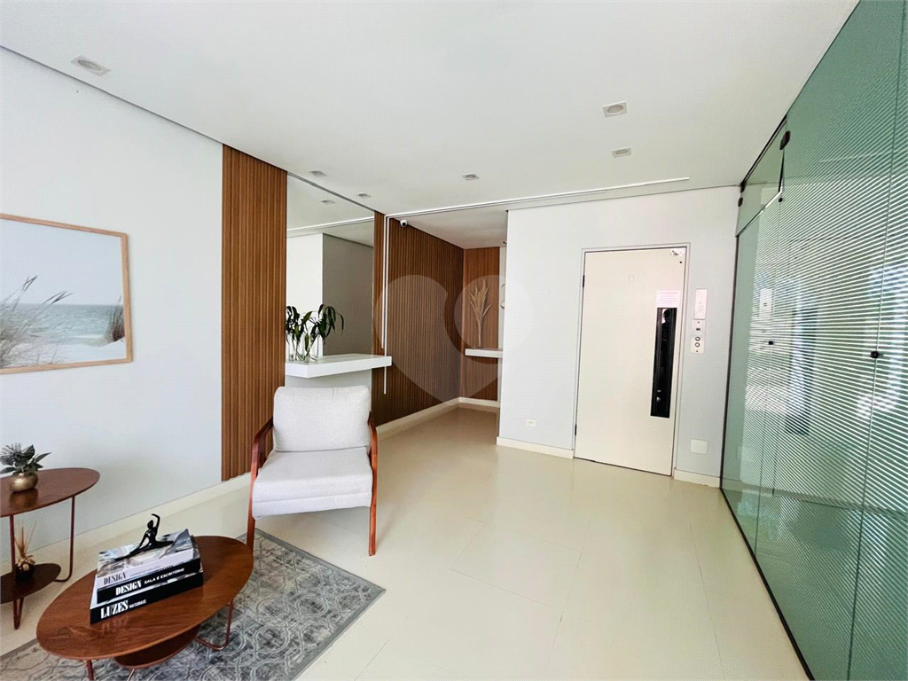 APARTAMENTO em SANTANA