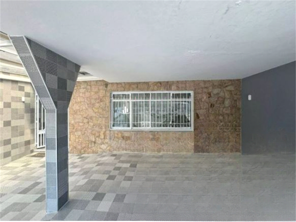 Casa à venda com 2 quartos, 180m² - Foto 2