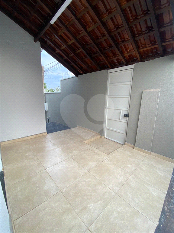 Casa à venda com 2 quartos, 110m² - Foto 11