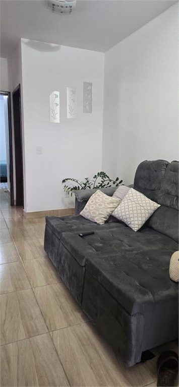 Casa à venda com 2 quartos, 46m² - Foto 1