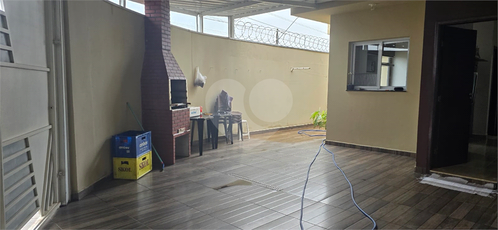 Casa à venda com 2 quartos, 46m² - Foto 10