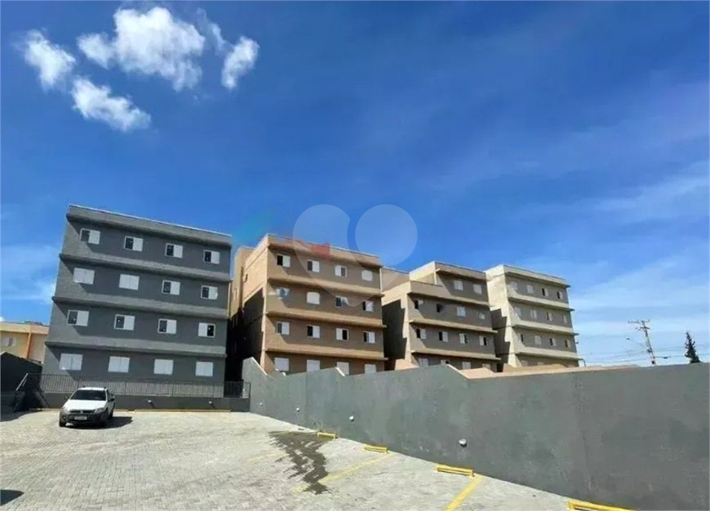 Apartamento à venda com 2 quartos, 44m² - Foto 3