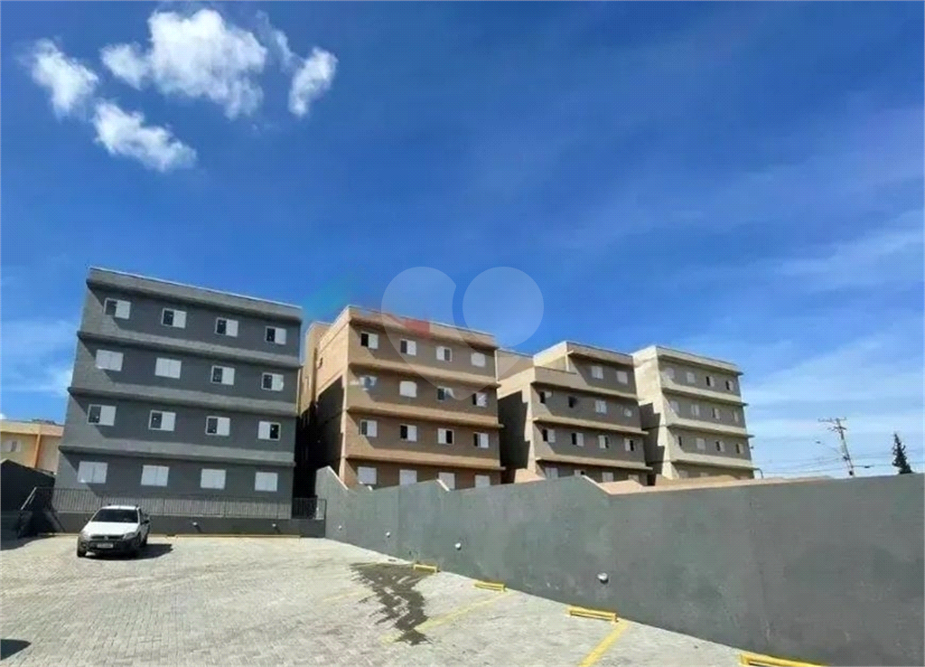 Apartamento à venda com 2 quartos, 44m² - Foto 2