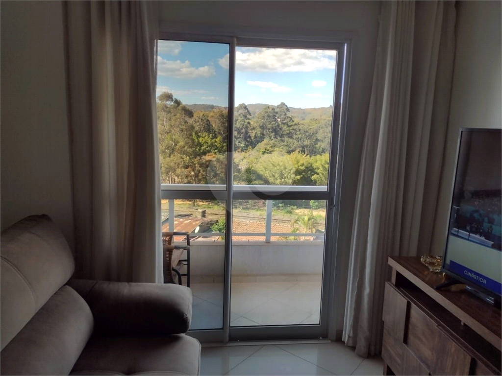 Apartamento à venda com 3 quartos, 82m² - Foto 1
