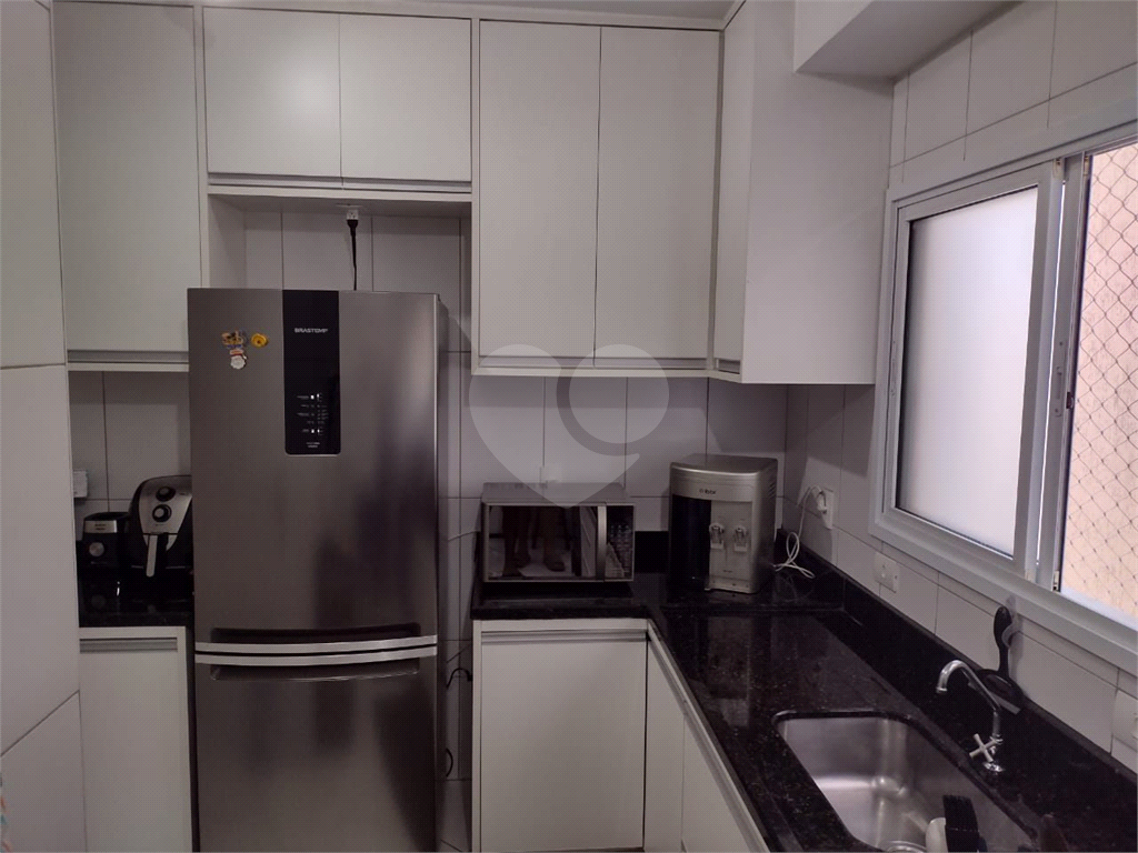 Apartamento à venda com 3 quartos, 82m² - Foto 11