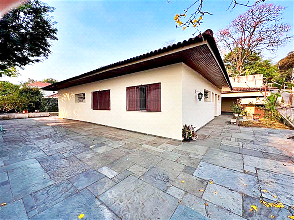 Casa à venda e aluguel com 3 quartos, 310m² - Foto 6