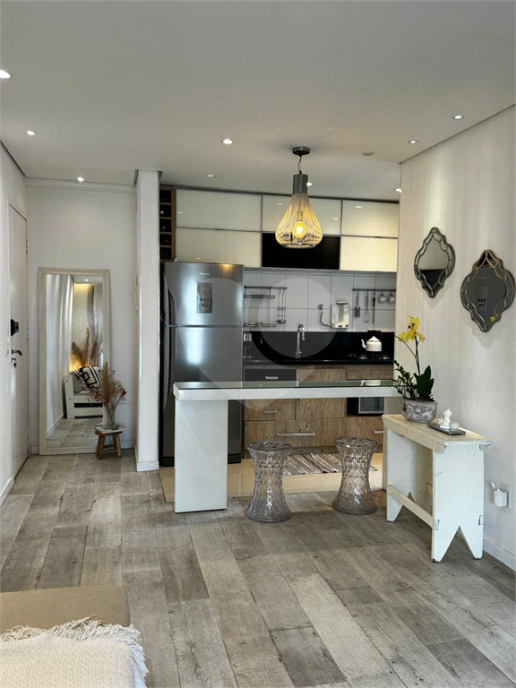APARTAMENTO em BOM RETIRO