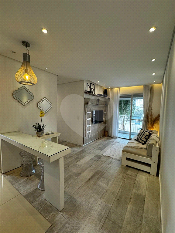 APARTAMENTO em BOM RETIRO