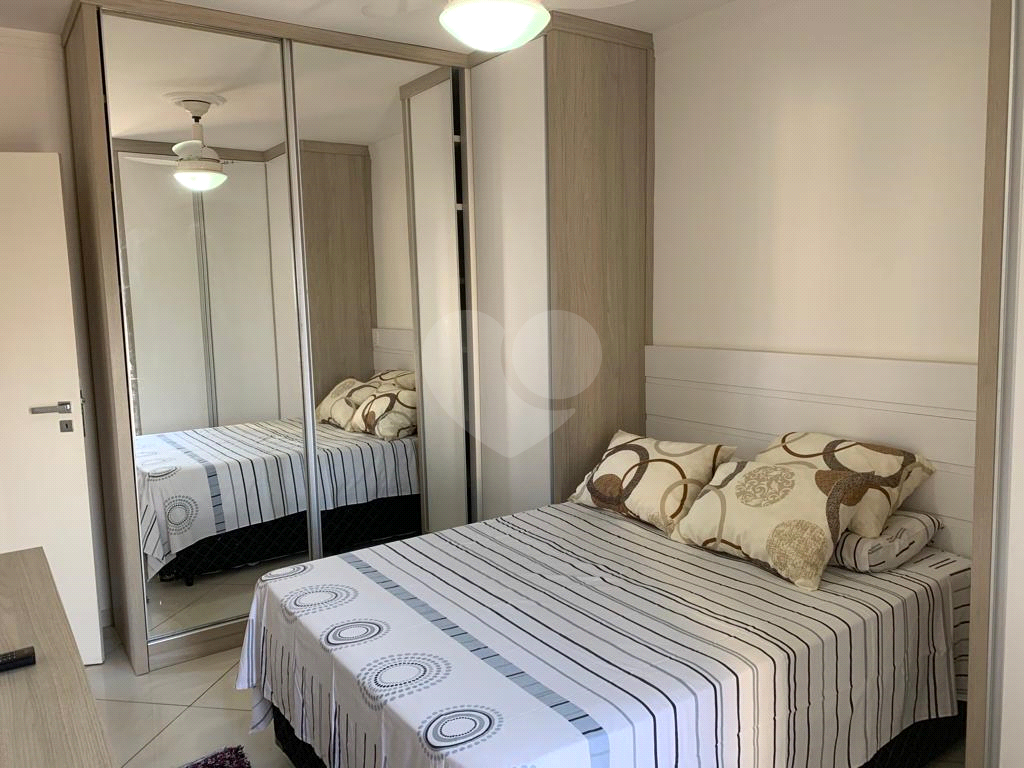 Apartamento à venda com 2 quartos, 72m² - Foto 12