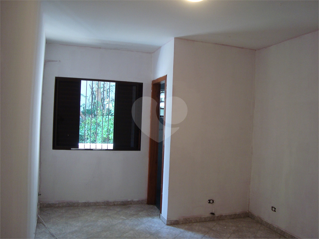 Sobrado à venda com 2 quartos, 146m² - Foto 9