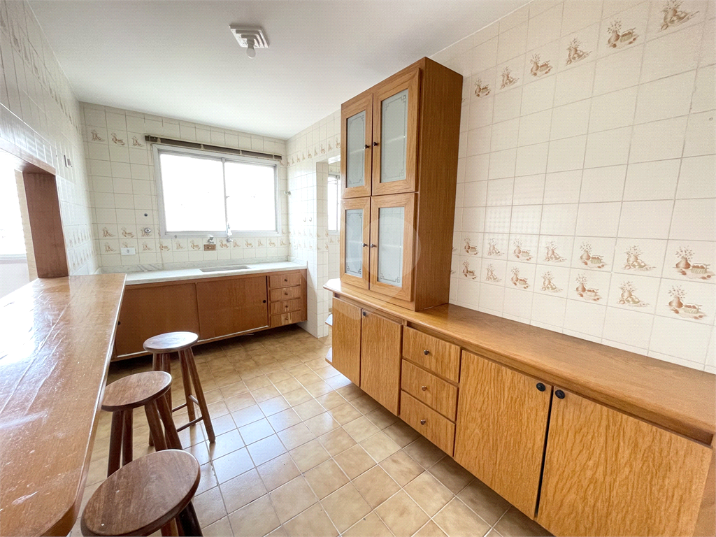 APARTAMENTO em SANTANA