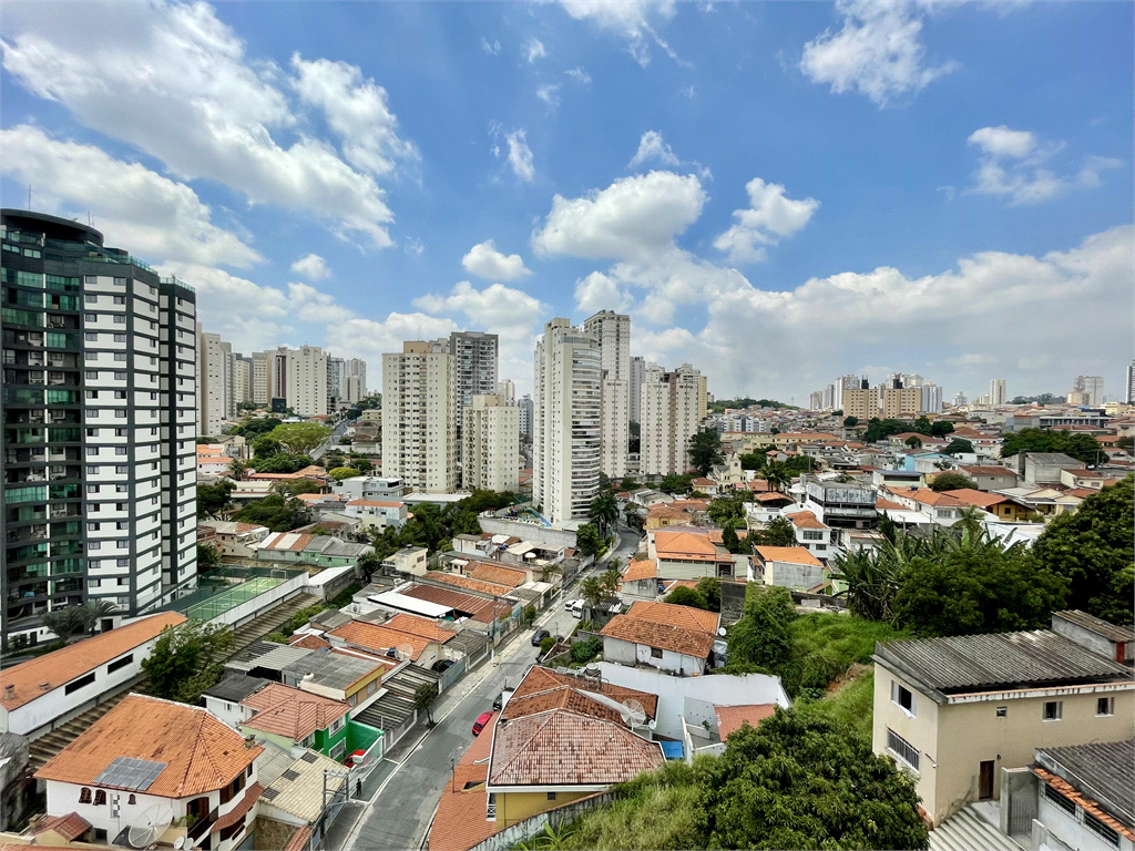 APARTAMENTO em SANTANA