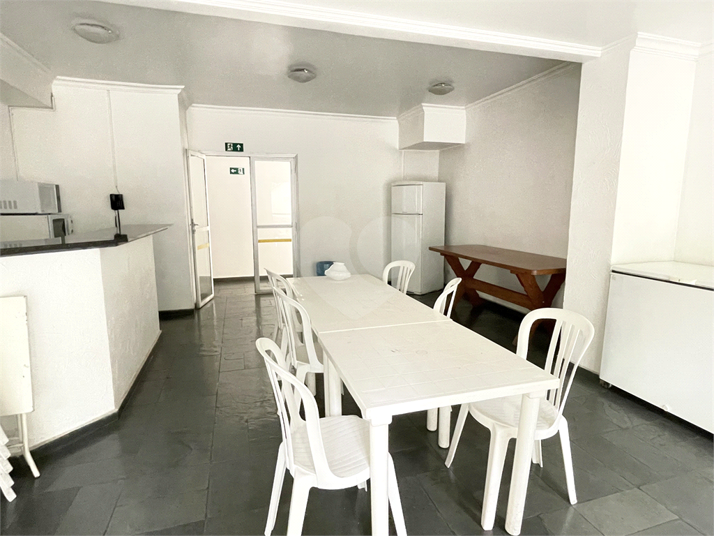 APARTAMENTO em SANTANA