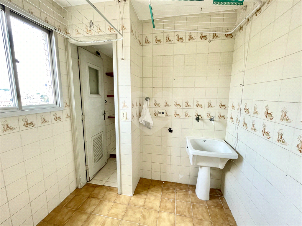 APARTAMENTO em SANTANA