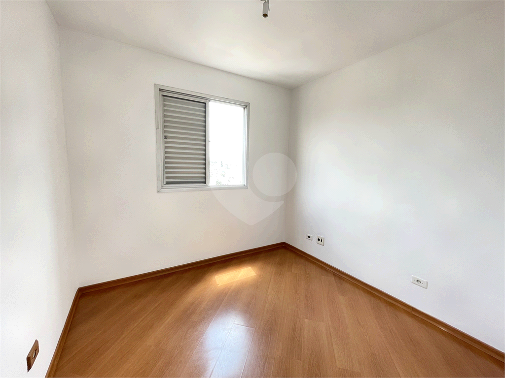 APARTAMENTO em SANTANA