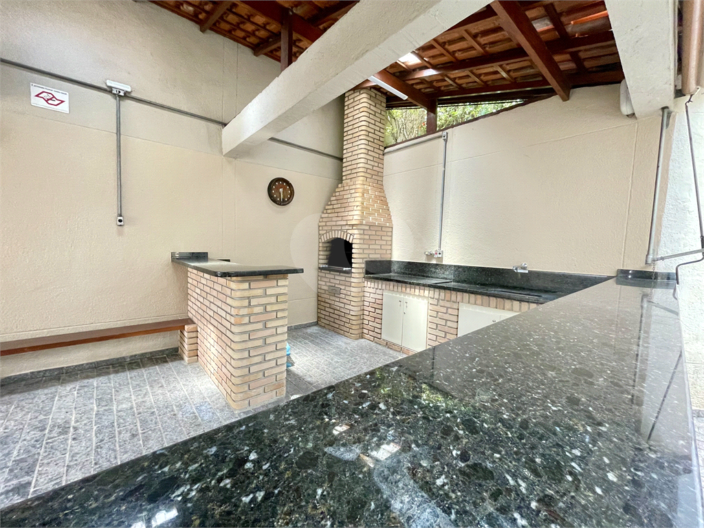 APARTAMENTO em SANTANA