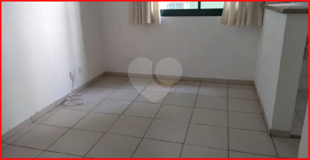 APARTAMENTO em SANTA CECÍLIA