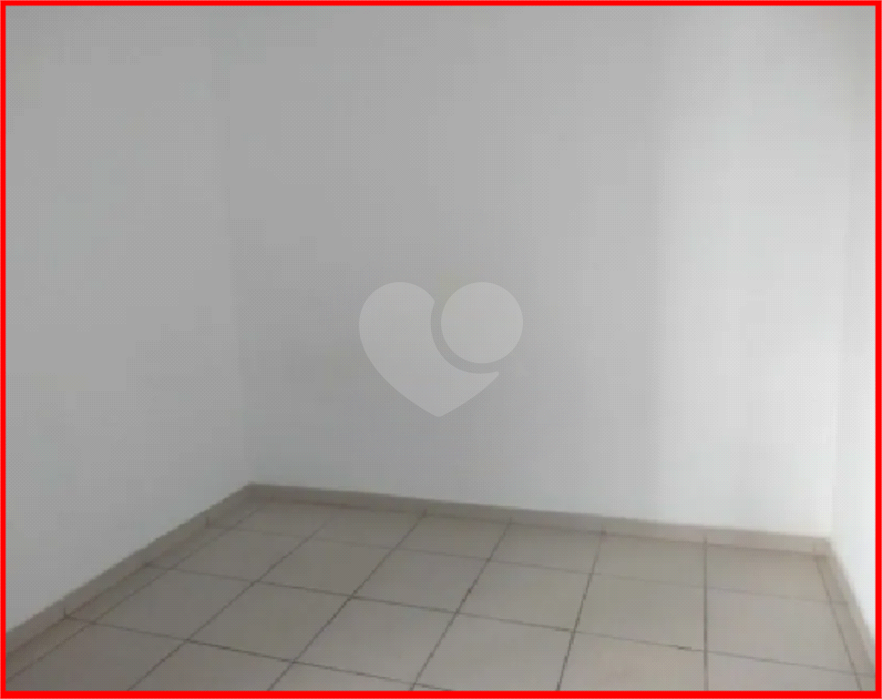 APARTAMENTO em SANTA CECÍLIA