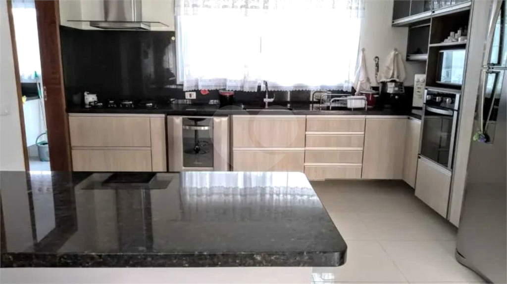Casa de Condomínio à venda com 4 quartos, 324m² - Foto 6