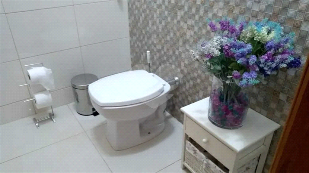 Casa de Condomínio à venda com 4 quartos, 324m² - Foto 9