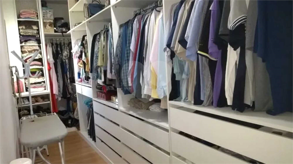 Casa de Condomínio à venda com 4 quartos, 324m² - Foto 15