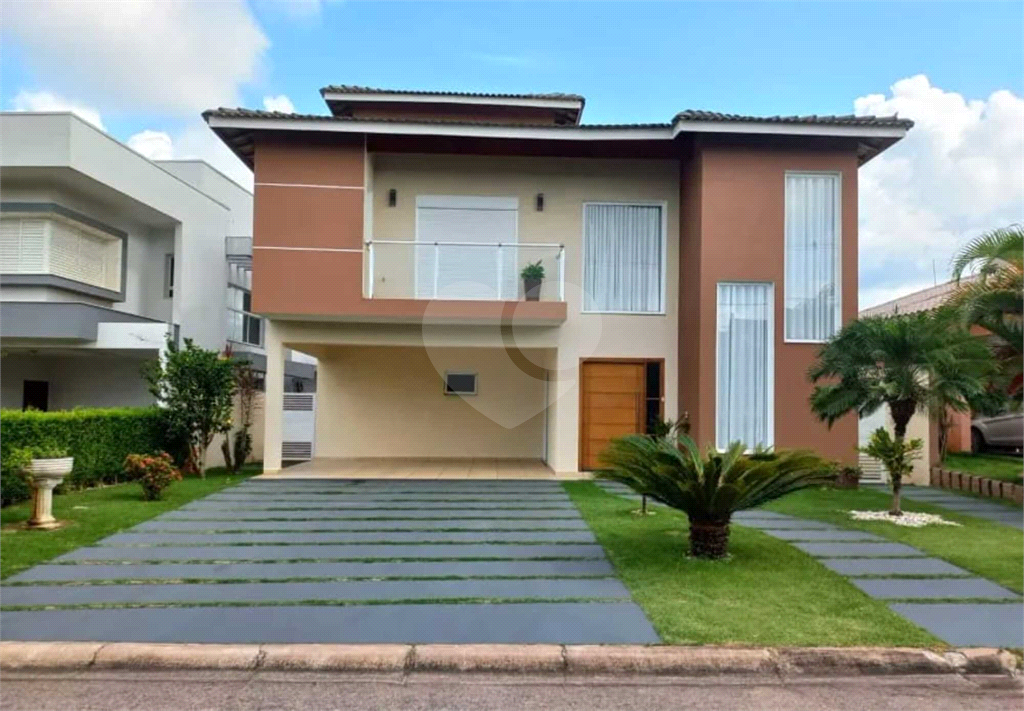 Casa de Condomínio à venda com 4 quartos, 324m² - Foto 1