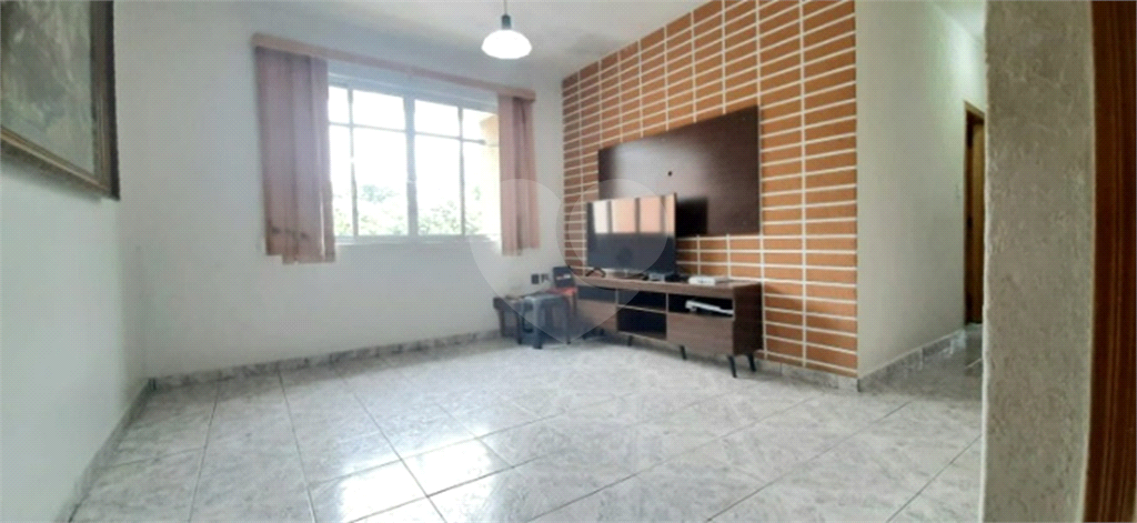 Apartamento à venda com 3 quartos, 97m² - Foto 2