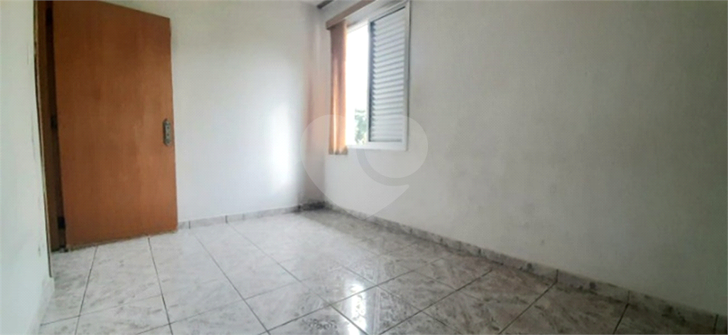 Apartamento à venda com 3 quartos, 97m² - Foto 9