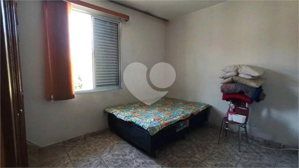 Apartamento à venda com 3 quartos, 97m² - Foto 13