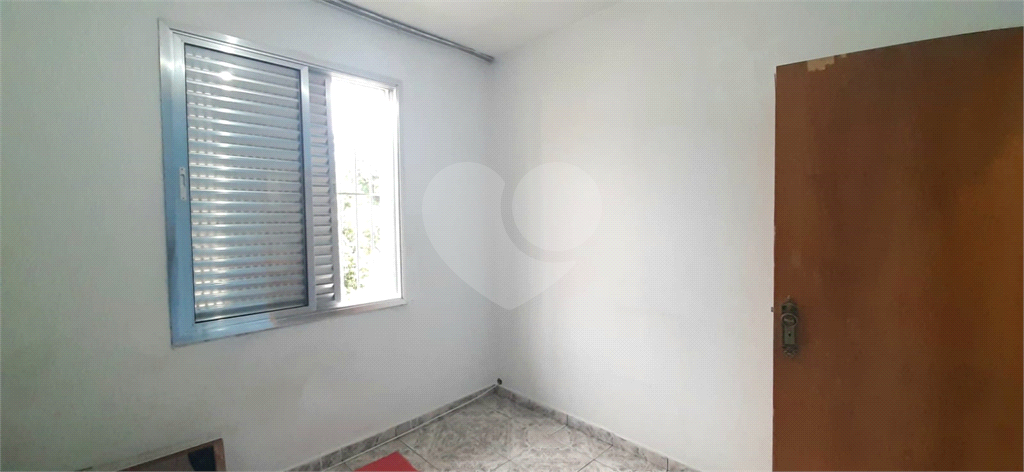 Apartamento à venda com 3 quartos, 97m² - Foto 12