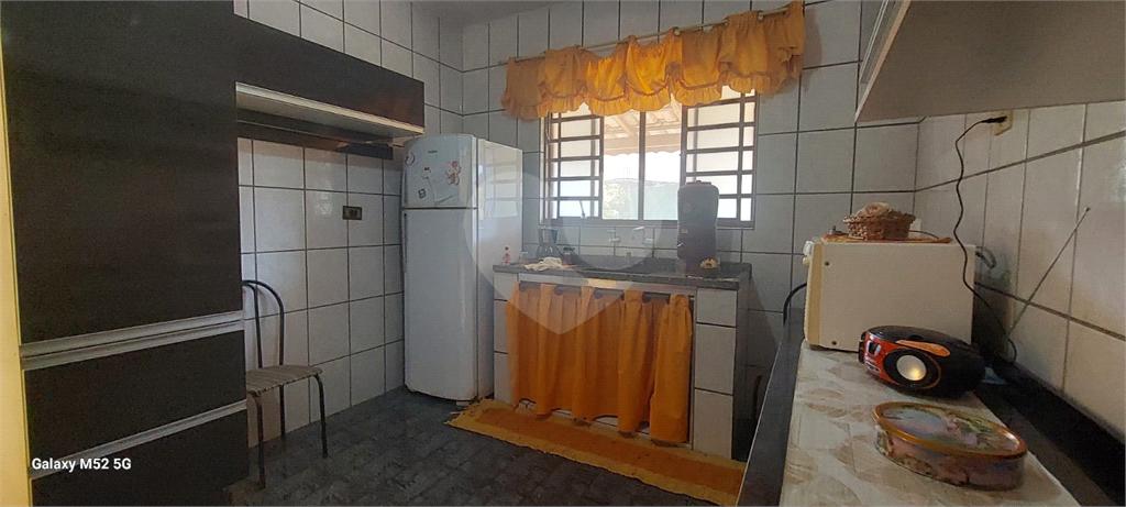 Casa à venda com 2 quartos, 300m² - Foto 32