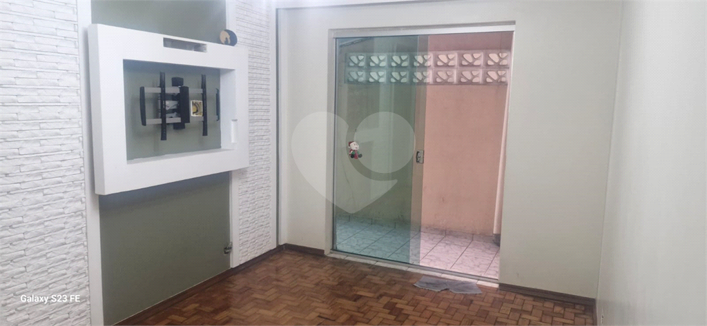 APARTAMENTO em TUCURUVI