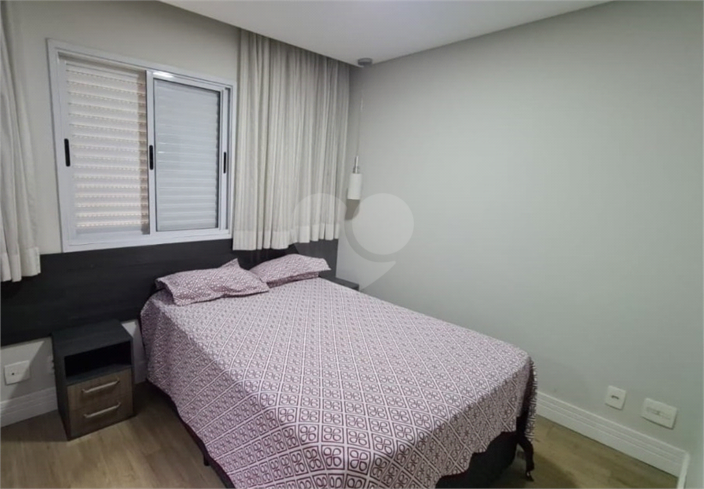 Apartamento 2 dormitorios, sendo 1 suite, 2 banheiros e 1 vaga de garagem 