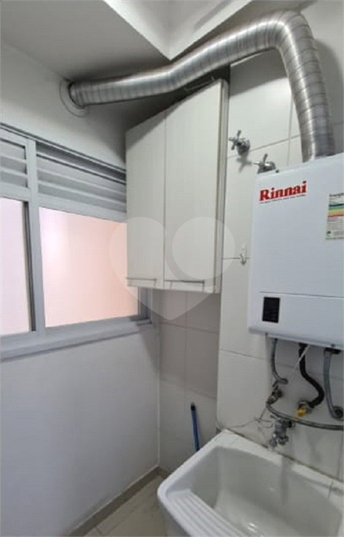Apartamento 2 dormitorios, sendo 1 suite, 2 banheiros e 1 vaga de garagem 