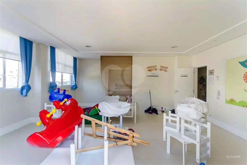 Apartamento 2 dormitorios, sendo 1 suite, 2 banheiros e 1 vaga de garagem 