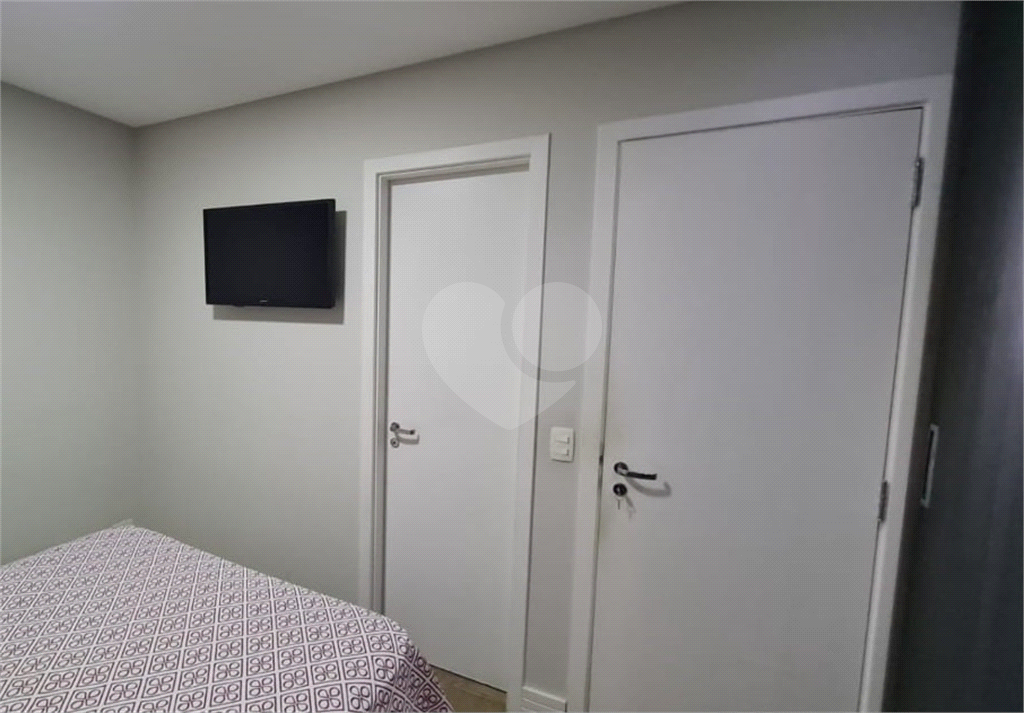 Apartamento 2 dormitorios, sendo 1 suite, 2 banheiros e 1 vaga de garagem 